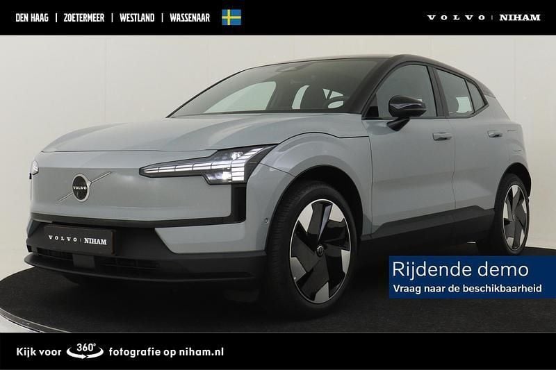 Grijs Gebruikt 2025 Volvo EX30 Performance SUV | € 39.890 (Eerlijke prijs) - Afbeelding 1/4