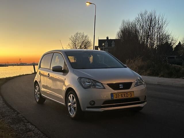 Grijs Gebruikt 2012 Seat Mii Sport Hatchback | € 4.650 (Eerlijke prijs) - Afbeelding 1/4