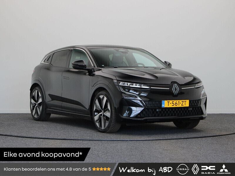 Zwart Gebruikt 2023 Renault Mégane Techno Hatchback | € 29.740 (Eerlijke prijs) - Afbeelding 1/3