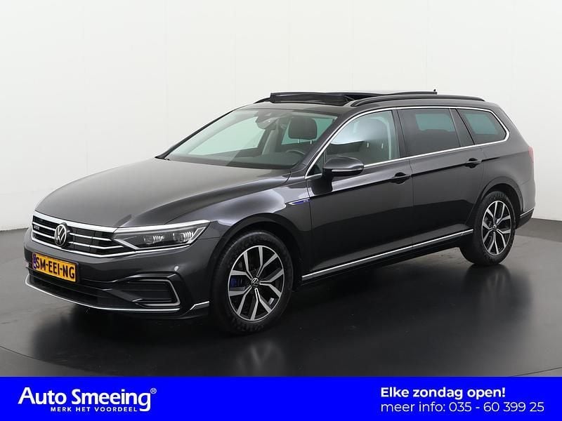 Grijs Gebruikt 2021 VW Passat GTE Stationwagen | € 24.690 (Eerlijke prijs) - Afbeelding 1/4