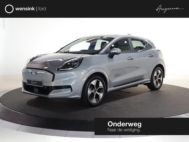 Grijs Gebruikt 2025 Ford Puma Gen-E SUV | € 30.949 - Afbeelding 1/4