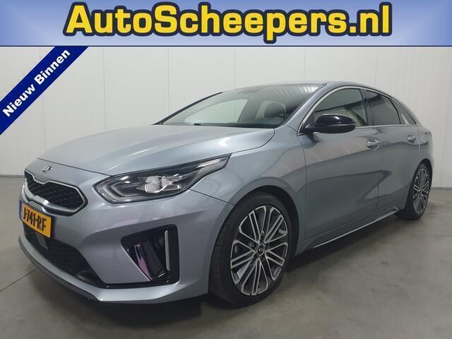 Grijs, metallic lak Gebruikt 2020 Kia ProCeed Hatchback | € 21.495 (Eerlijke prijs) - Afbeelding 1/4