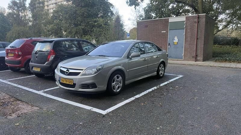 Occasion Opel Vectra 140 PK (102 kW) 2007 Grijs Hatchback
