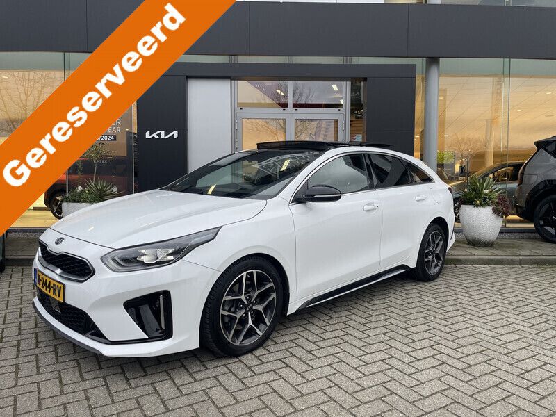 Wit Gebruikt 2020 Kia ProCeed GT-Line Hatchback | € 23.950 (Iets duurder) - Afbeelding 1/4