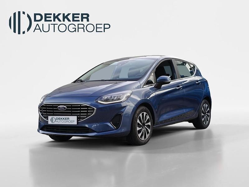 Blauw Gebruikt 2023 Ford Fiesta Titanium Hatchback | € 19.945 - Afbeelding 1/4
