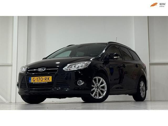Zwart Gebruikt 2014 Ford Focus Stationwagen | € 4.494 (Goede deal) - Afbeelding 1/3