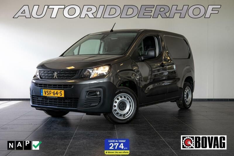 Grijs Gebruikt 2022 Peugeot Partner Premium MPV | € 16.950 (Eerlijke prijs) - Afbeelding 1/4