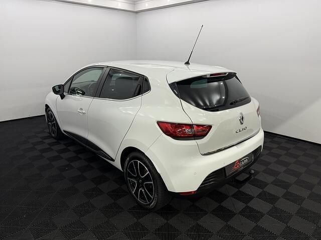 Occasion Renault Clio IV Intens 120 PK (88 kW) 2016 Wit Hatchback