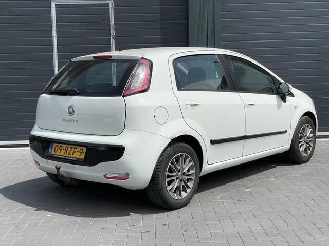Occasion Fiat Punto Evo 84 PK (61 kW) 2011 Wit Hatchback