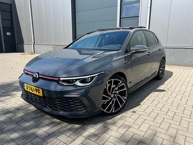 Grijs Gebruikt 2021 VW Golf VIII GTI Hatchback | € 25.950 (Super prijs) - Afbeelding 1/4