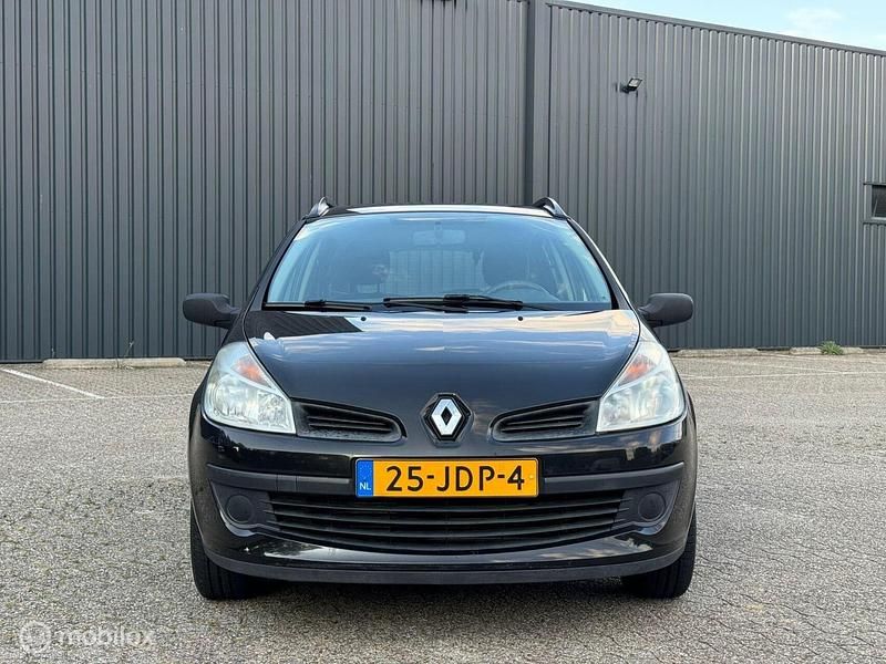 Occasion Renault Clio GrandTour Business 101 PK (74 kW) 2009 Zwart Stationwagen
