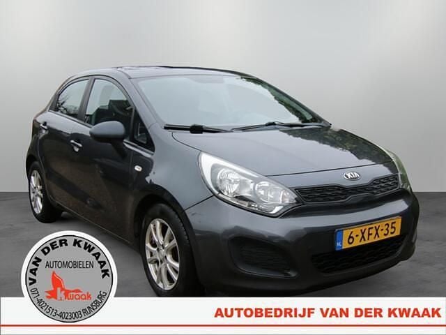 Occasion Kia Rio 86 PK (63 kW) 2014 Grijs Hatchback