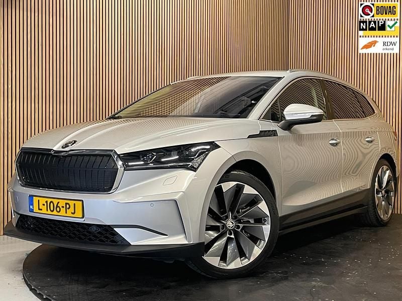 Grijs, metallic lak Gebruikt 2021 Skoda Enyaq iV SUV | € 25.950 (Goede deal) - Afbeelding 1/4