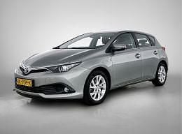 Grijs metallic Gebruikt 2017 Toyota Auris Hatchback | € 15.950 (Eerlijke prijs) - Afbeelding 1/4