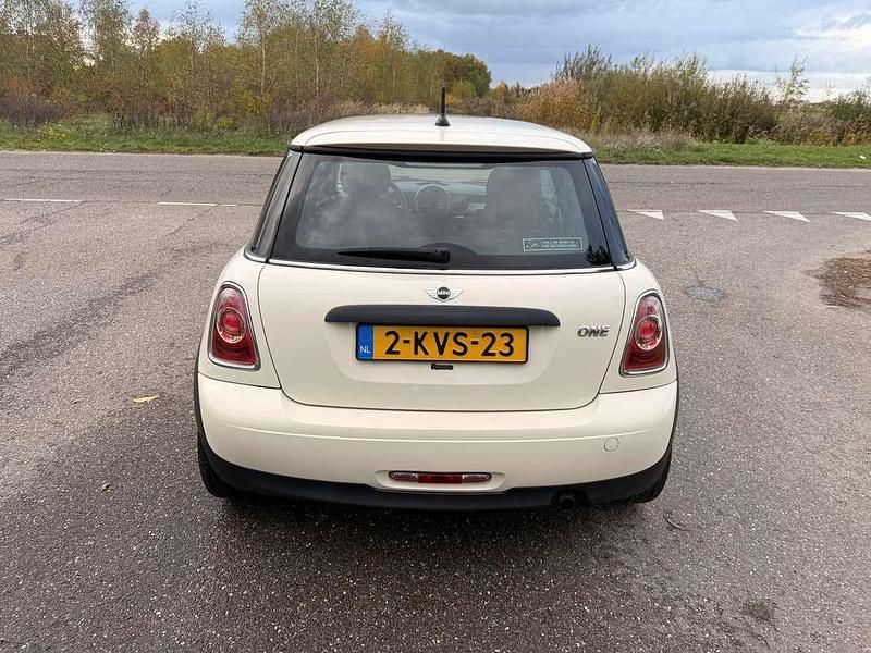 Occasion Mini Cooper 101 PK (74 kW) 2013 Wit Hatchback