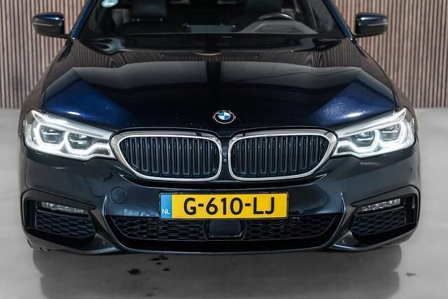Occasion BMW 530 Executive 252 PK (185 kW) 2019 Zwart Stationwagen