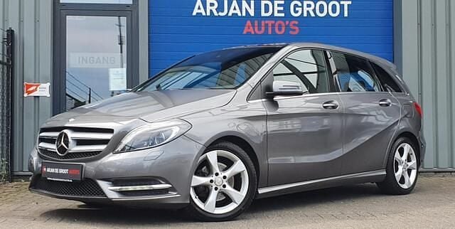 Occasion Mercedes B200 Prestige 157 PK (115 kW) 2013 Grijs (metallic) MPV