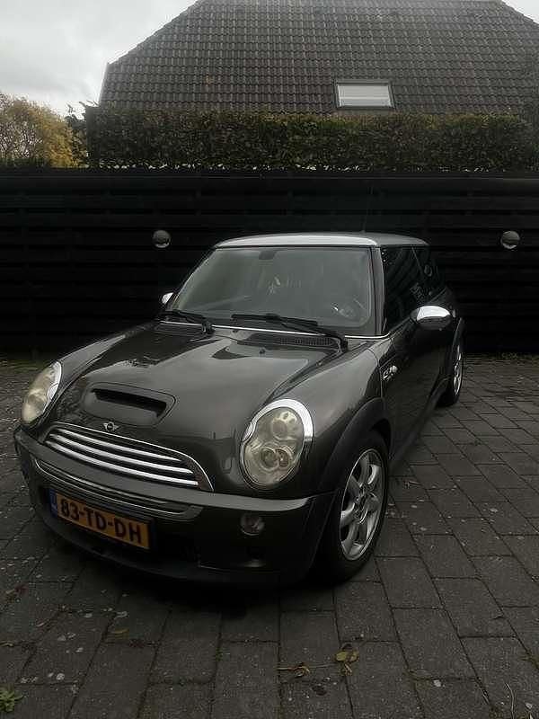 Grijs Gebruikt 2006 Mini Cooper S Hatchback | € 4.950 (Duur) - Afbeelding 1/4