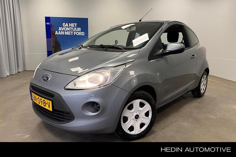 Grijs Occasion 2016 Ford Ka Style Hatchback | € 6.495 (Eerlijke prijs) - Afbeelding 1/3