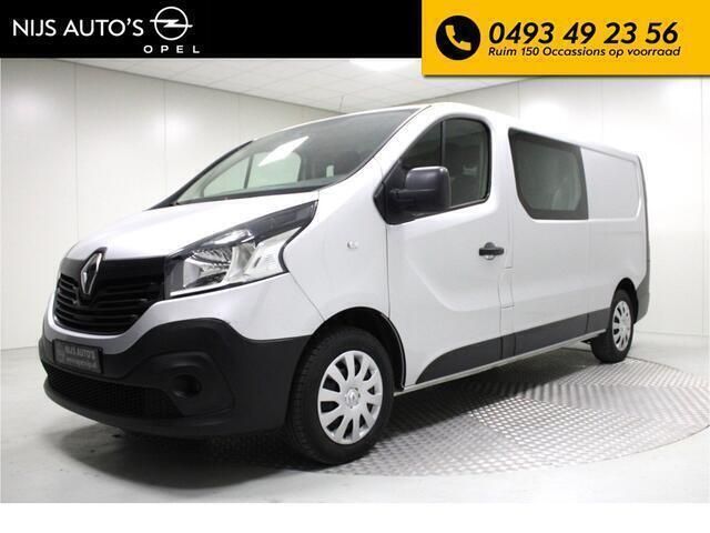 Zilver Gebruikt 2016 Renault Trafic Komfort MPV | € 16.500 - Afbeelding 1/4