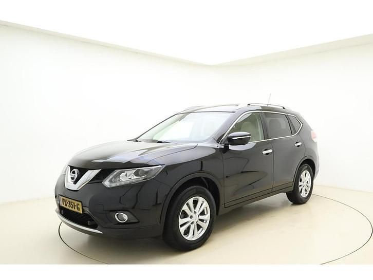 Zwart Occasion 2017 Nissan X-Trail SUV | € 18.945 (Eerlijke prijs) - Afbeelding 1/4
