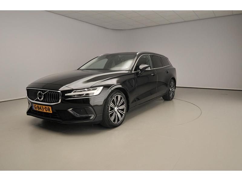 Zwart Gebruikt 2019 Volvo V60 Inscription Stationwagen | € 24.900 (Eerlijke prijs) - Afbeelding 1/4