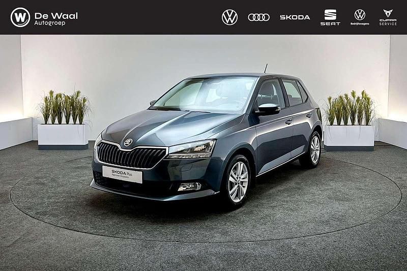 Grijs Occasion 2019 Skoda Fabia Style Hatchback | € 12.395 (Eerlijke prijs) - Afbeelding 1/3