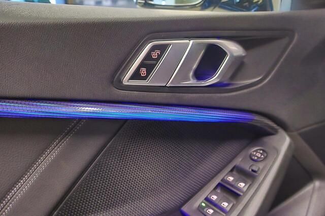 Occasion BMW 118 Executive 140 PK (102 kW) 2020 Blauw (metallic) Hatchback