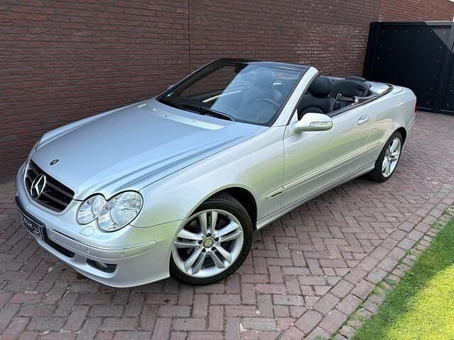 Zilver (metallic) Gebruikt 2007 Mercedes 200 Avantgarde Cabriolet | € 9.950 (Goede deal) - Afbeelding 1/4