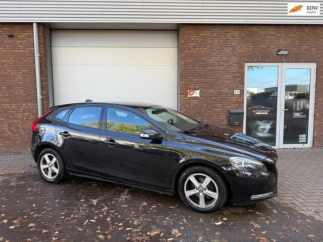 Zwart Gebruikt 2012 Volvo V40 Momentum Stationwagen | € 5.999 (Goede deal) - Afbeelding 1/4