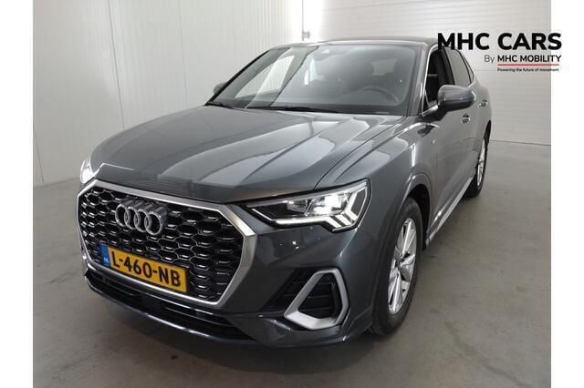 Grijs Gebruikt 2021 Audi Q3 Sportback Basis SUV | € 29.400 (Goede deal) - Afbeelding 1/4