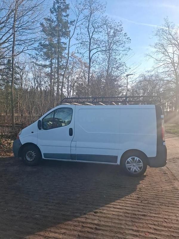 Occasion 2006 Renault Trafic MPV | € 2.200 (Goede deal) - Afbeelding 1/4