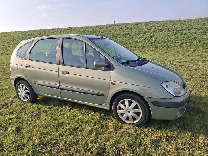 Occasion Renault Scénic 95 PK (69 kW) 2003 MPV