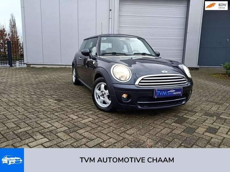 Zwart Gebruikt 2009 Mini Cooper D Hatchback | € 3.940 - Afbeelding 1/4