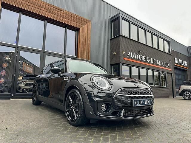 Zwart Gebruikt 2022 Mini John Cooper Works Clubman Stationwagen | € 35.650 (Eerlijke prijs) - Afbeelding 1/4