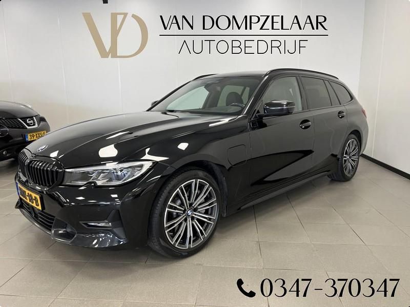 Occasion BMW 330e Executive 2021 Zwart Stationwagen