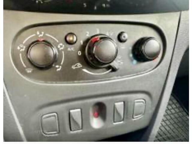 Occasion Dacia Logan MCV Ambiance 73 PK (53 kW) 2018 Grijs (metallic) MPV