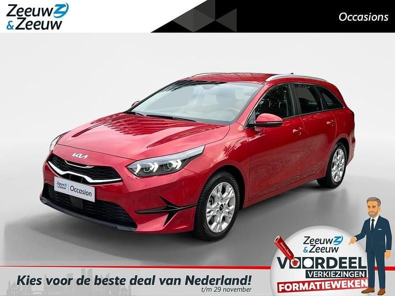 Rood Gebruikt 2024 Kia Ceed Stationwagen | € 24.745 (Goede deal) - Afbeelding 1/4