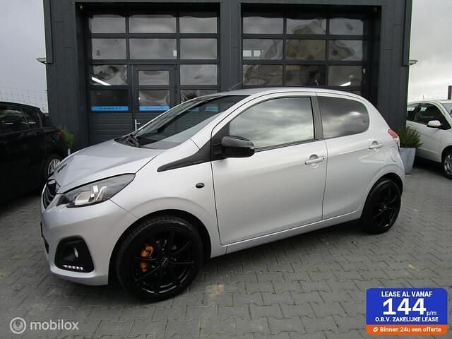 Grijs Gebruikt 2018 Peugeot 108 Active Hatchback | € 8.750 (Eerlijke prijs) - Afbeelding 1/4