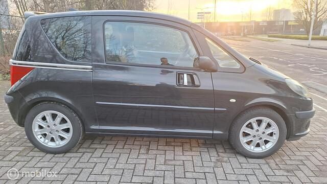 Occasion Peugeot 1007 88 PK (64 kW) 2006 Zwart MPV