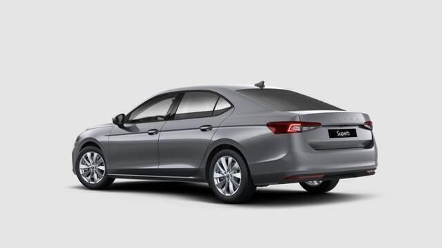Nieuw Skoda Superb 150 PK (110 kW) 2025 Grijs Hatchback