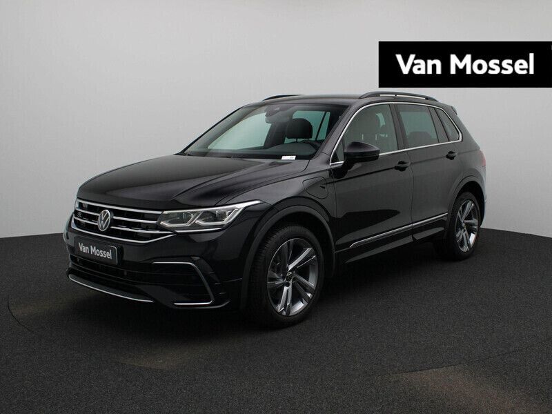Zwart Gebruikt 2022 VW Tiguan Business+ SUV | € 32.400 (Goede deal) - Afbeelding 1/4