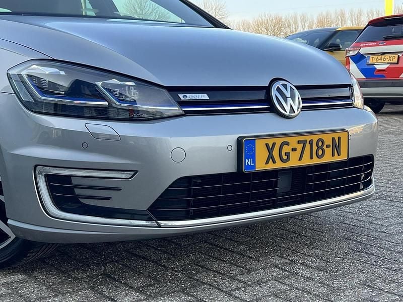 Occasion VW e-Golf 100 kW (136 PK) 2019 Grijs Hatchback