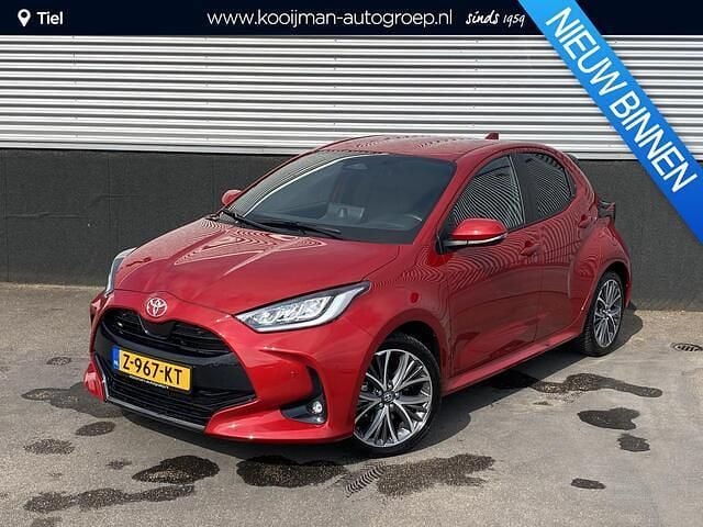 Occasion Toyota Yaris Executive 131 PK (96 kW) 2024 Rood Hatchback