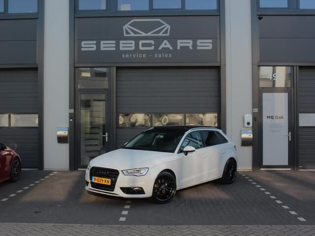 Wit Gebruikt 2015 Audi A3 Sportback Ambition Hatchback | € 14.450 (Eerlijke prijs) - Afbeelding 1/4