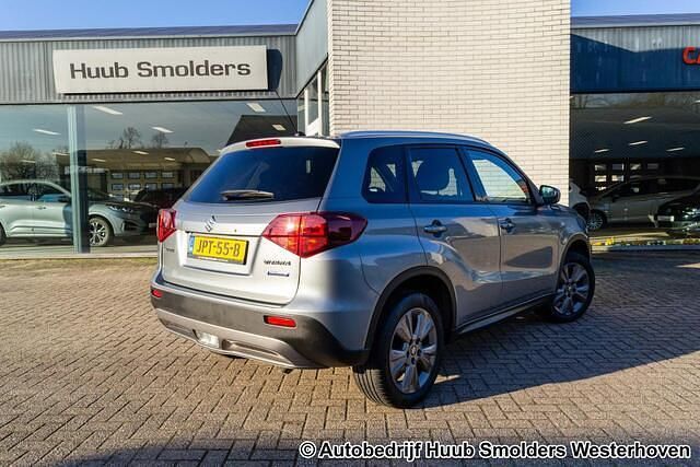 Occasion Suzuki Vitara 2021 Grijs (metallic) SUV