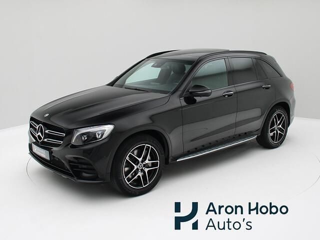 Zwart Gebruikt 2018 Mercedes GLC250 AMG SUV | € 28.950 (Eerlijke prijs) - Afbeelding 1/4