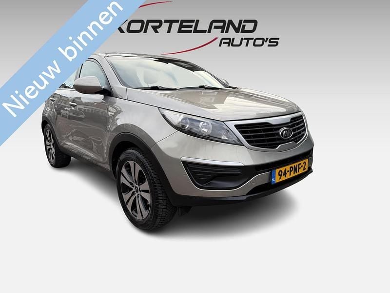 Grijs Occasion 2011 Kia Sportage SUV | € 7.450 (Goede deal) - Afbeelding 1/4