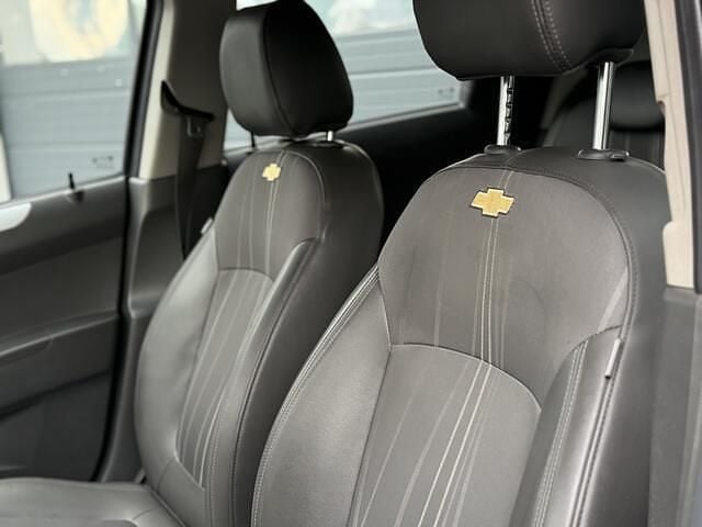 Occasion Chevrolet Spark LTZ 82 PK (60 kW) 2013 Blauw Hatchback