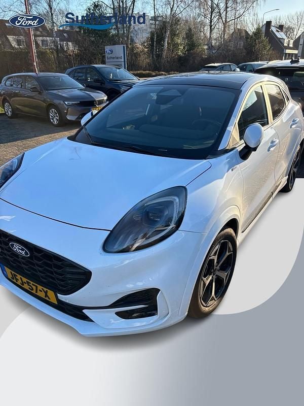 Wit Occasion 2025 Ford Puma ST-Line X SUV | € 28.295 (Eerlijke prijs) - Afbeelding 1/4